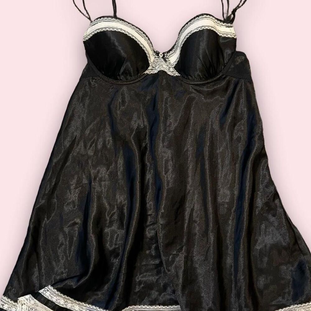 Gilligan & O'Malley black satin lingerie top size M